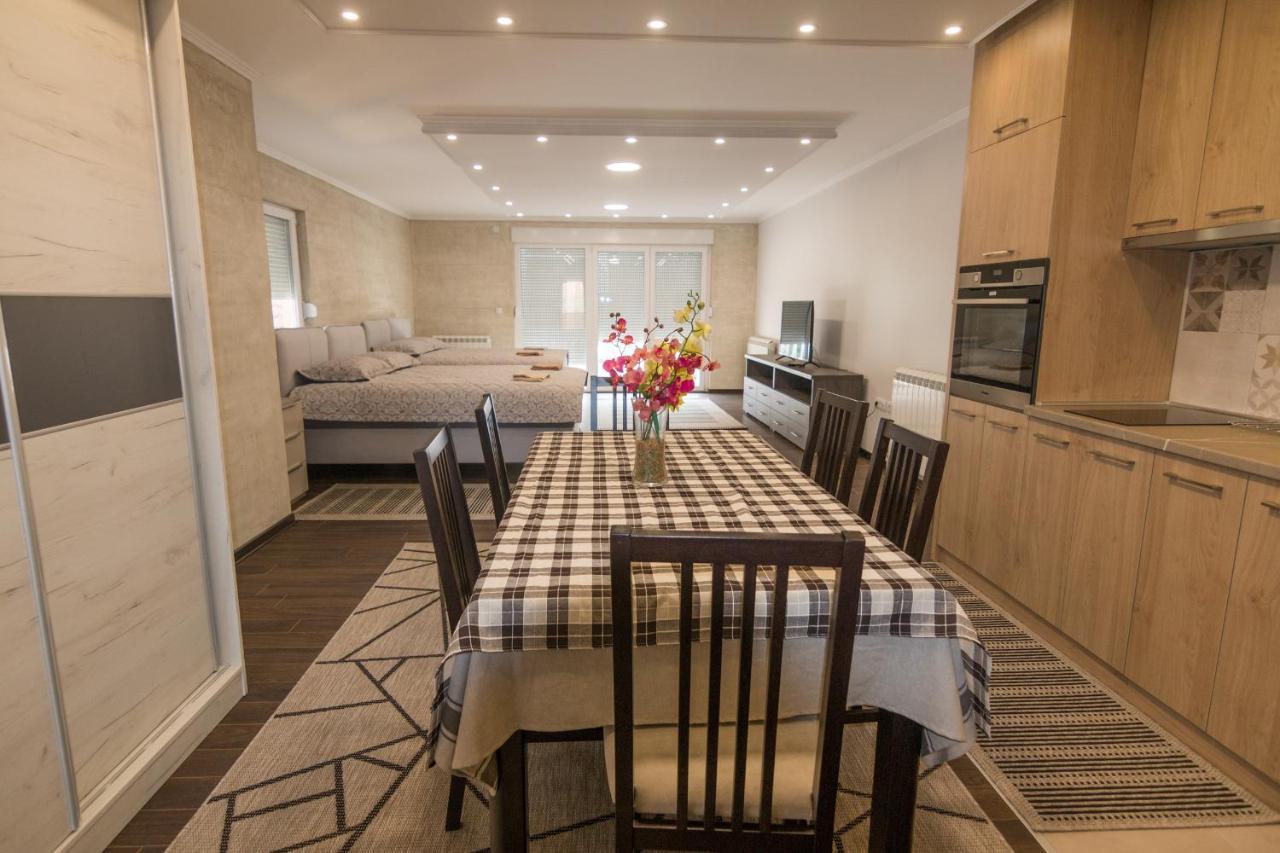 Apartment Lili Баїна-Башта Екстер'єр фото